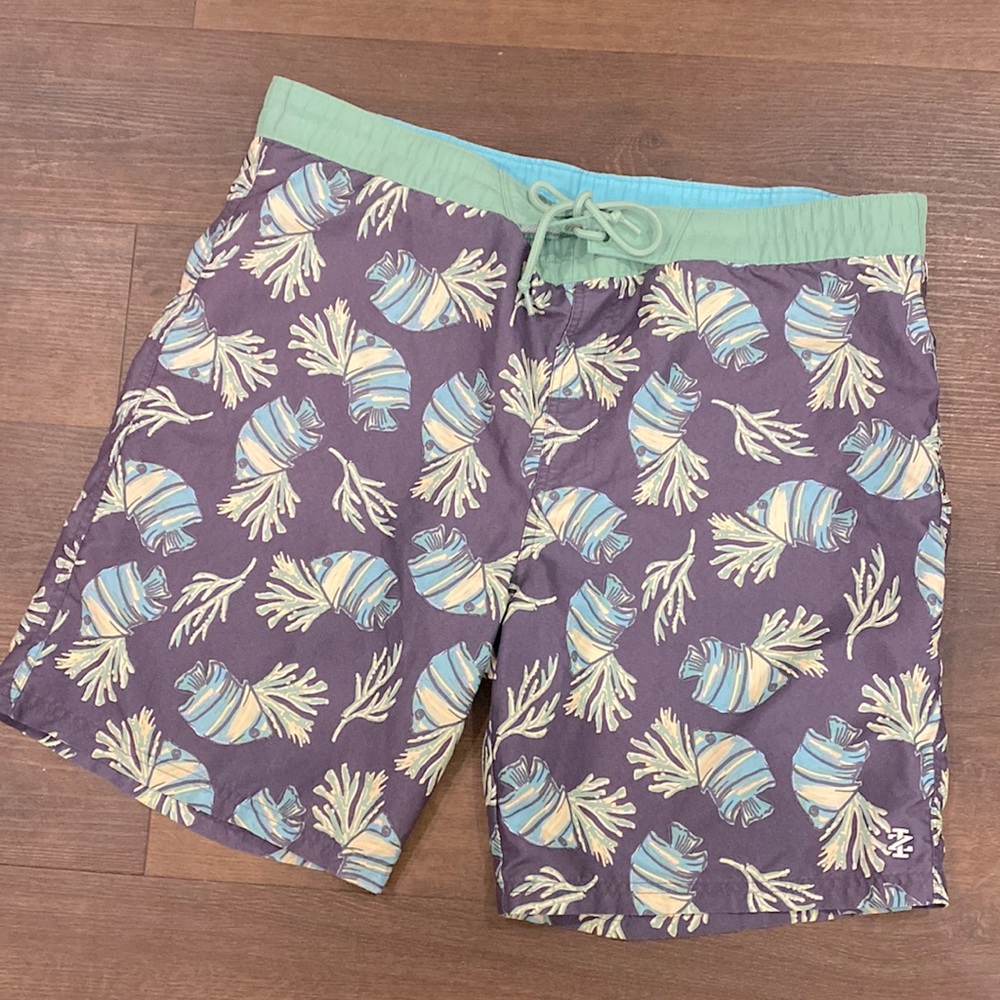 Izod Blue Teal Green Fish Saltwater Trunks Size Large